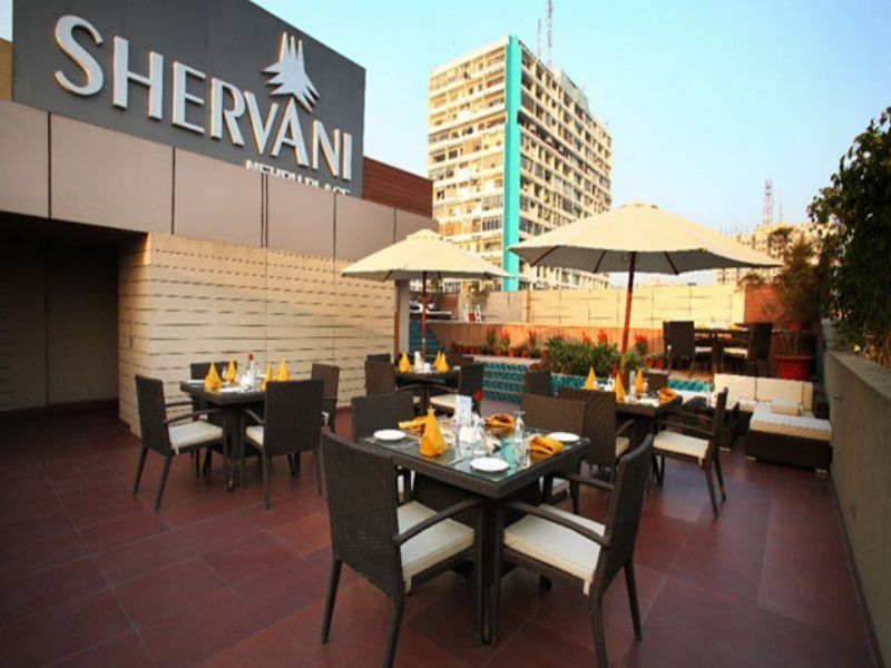 Shervani Nehru Place Ню Делхи Екстериор снимка