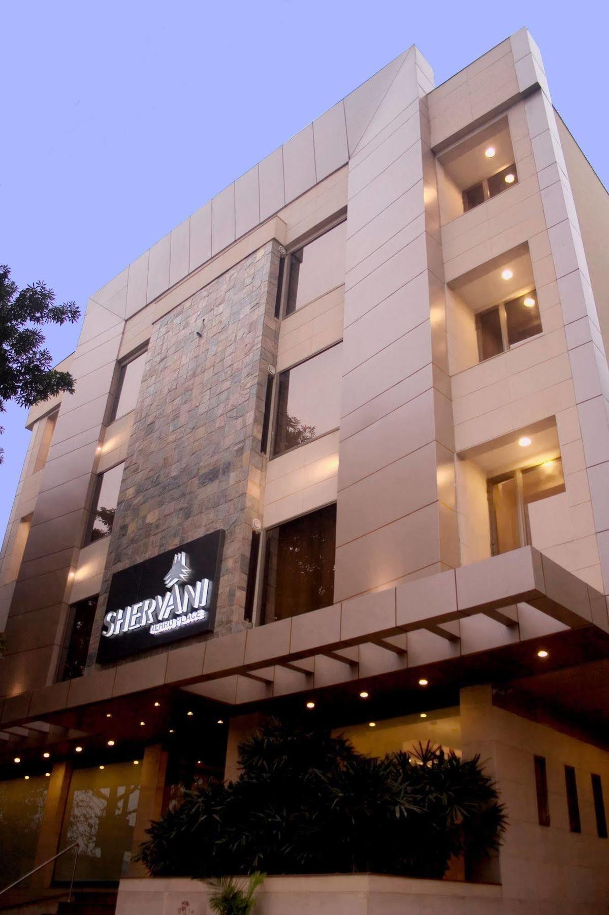 Shervani Nehru Place Ню Делхи Екстериор снимка